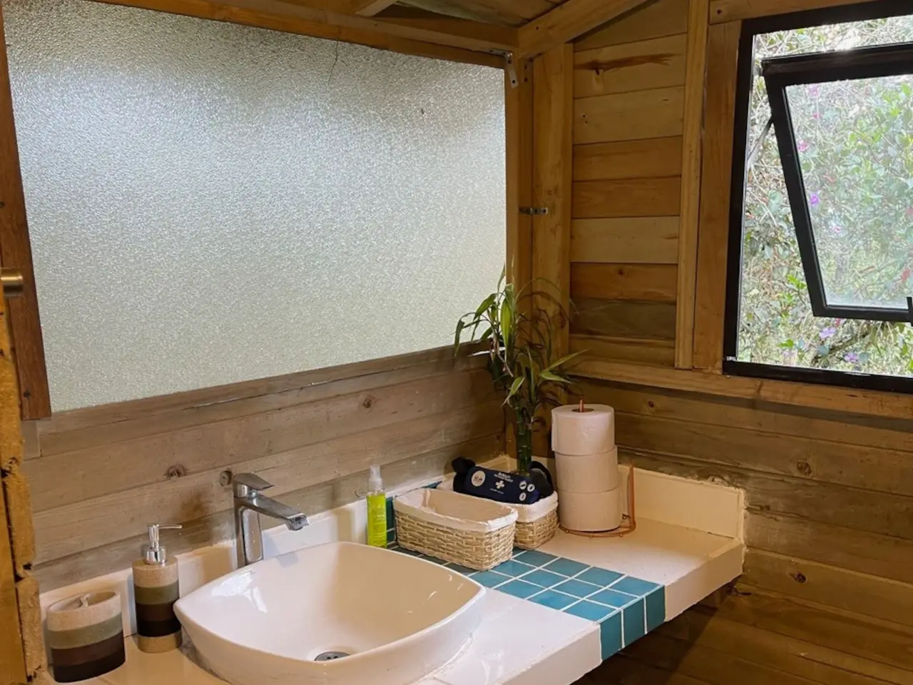Finca Los Magnolios · Cabin, Rionegro, Medellín (view 11)