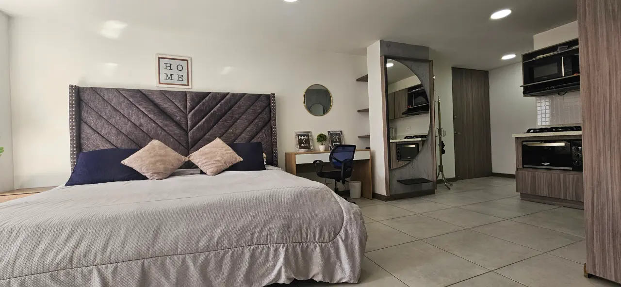 Laureles Studio, Laureles, Medellín (view 7)